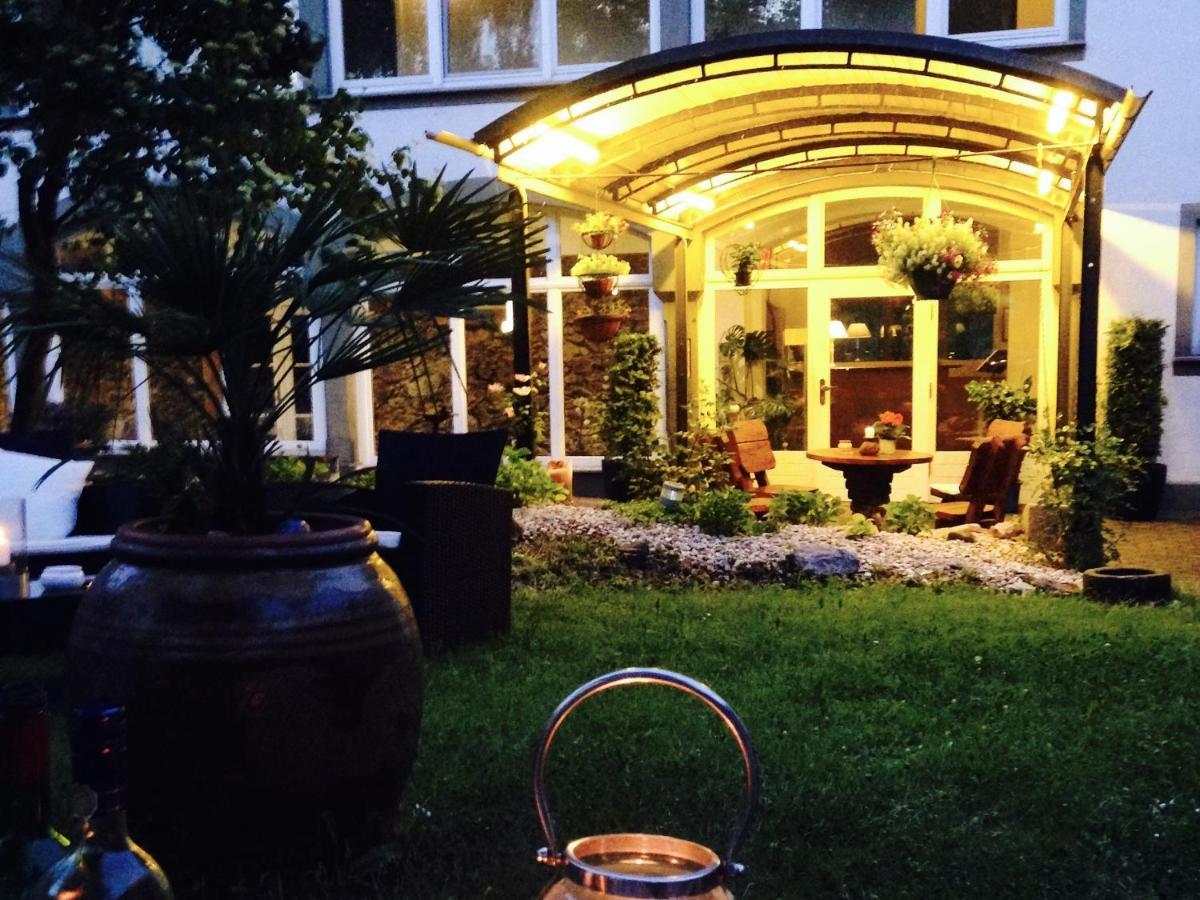 Dein Gutshof Hotel & Ferienwohnungen Gorlitz Ngoại thất bức ảnh