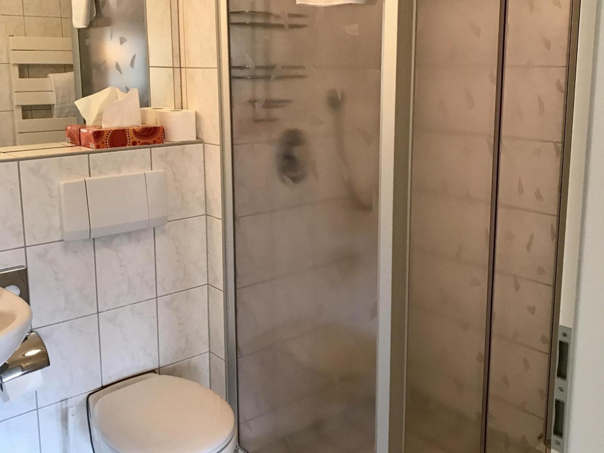Dein Gutshof Hotel & Ferienwohnungen Gorlitz Phòng bức ảnh