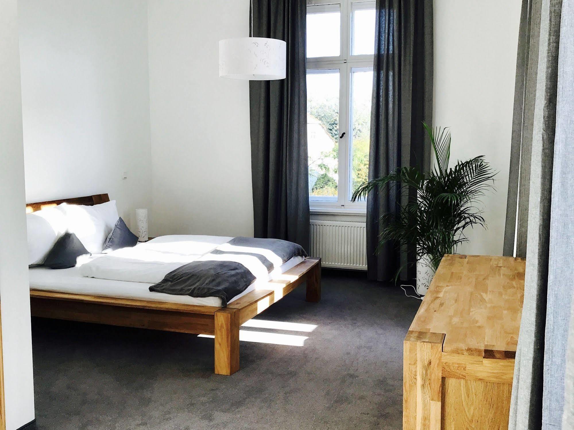 Dein Gutshof Hotel & Ferienwohnungen Gorlitz Ngoại thất bức ảnh
